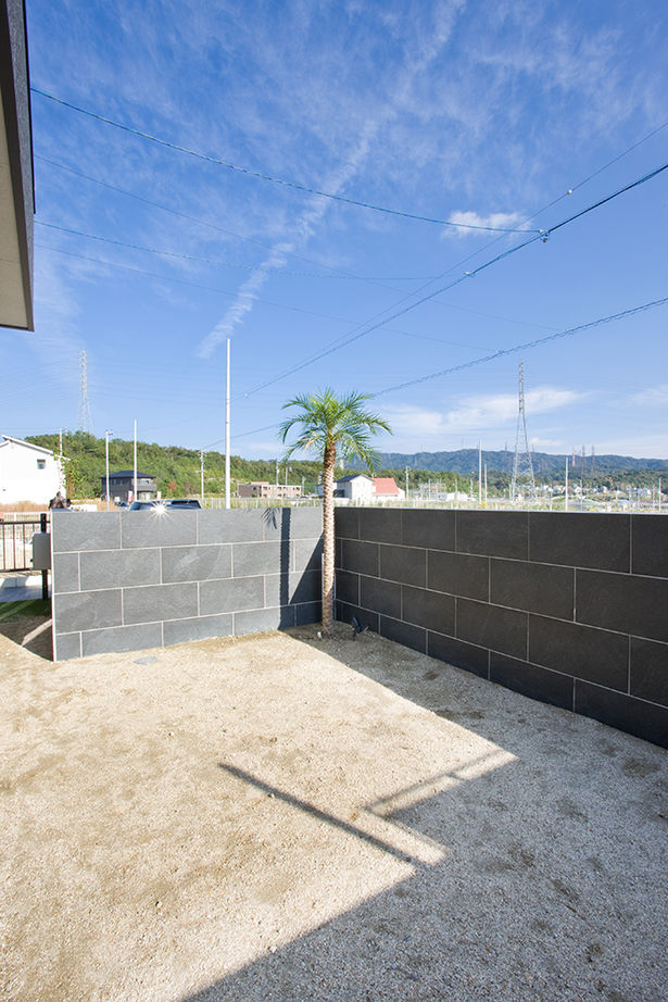 アサヒグローバルホーム 【1000万円台/間取り/約40坪/グレイッシュ外観/土間】南向きの広いリビング×折り上げ天井で開放感抜群の家の建築実例画像17