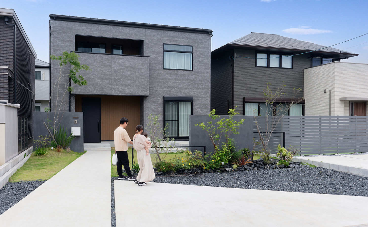 アサヒグローバルホーム 【1000万円台/間取り/30坪台/グレー外観/土間】充実仕様が決め手！1階で洗濯～片付け完結。家事時間1/2の家の建築実例画像20