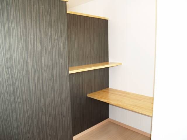 光英住宅 多数の造作家具を使用したエコロジー二世帯住宅の建築実例画像4