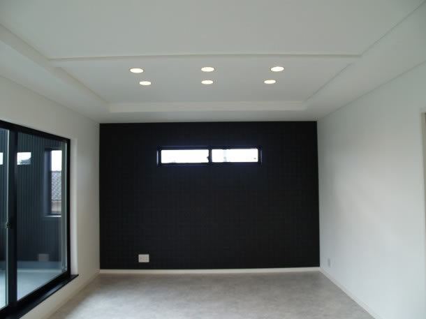 光英住宅 ガルバリウム＆箱型＆モノトーンでシンプルモダンな外観が美しい、おしゃれな別棟型二世帯住宅の建築実例画像3