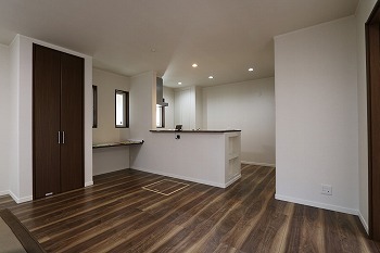 光英住宅 ZEH住宅補助金活用のナチュラルモダンデザイン採用の省エネ＆エコロジー住宅の建築実例画像