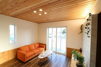 光英住宅 エア・ヘルス工法で夏も冬も心地よい。住みやすさと機能性を追求したZEHエコロジー住宅の建築実例画像