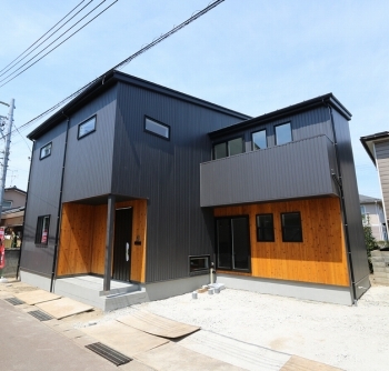 光英住宅 美しいモダンデザインとハイレベルな気密断熱性能をあわせ持つ、大きな吹き抜けリビングのあるデザイン住宅の建築実例画像10