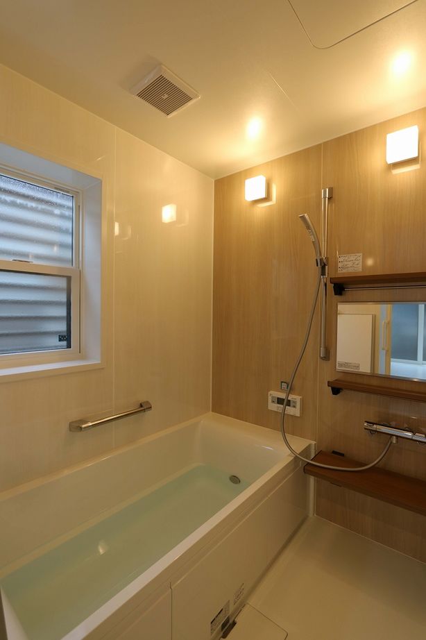 光英住宅 【2500万円】ダイナミックな吹き抜けがもたらす抜群の開放感が、心を解きほぐす住まいの建築実例画像6