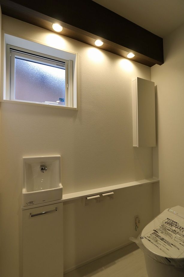 光英住宅 【2500万円】ダイナミックな吹き抜けがもたらす抜群の開放感が、心を解きほぐす住まいの建築実例画像8