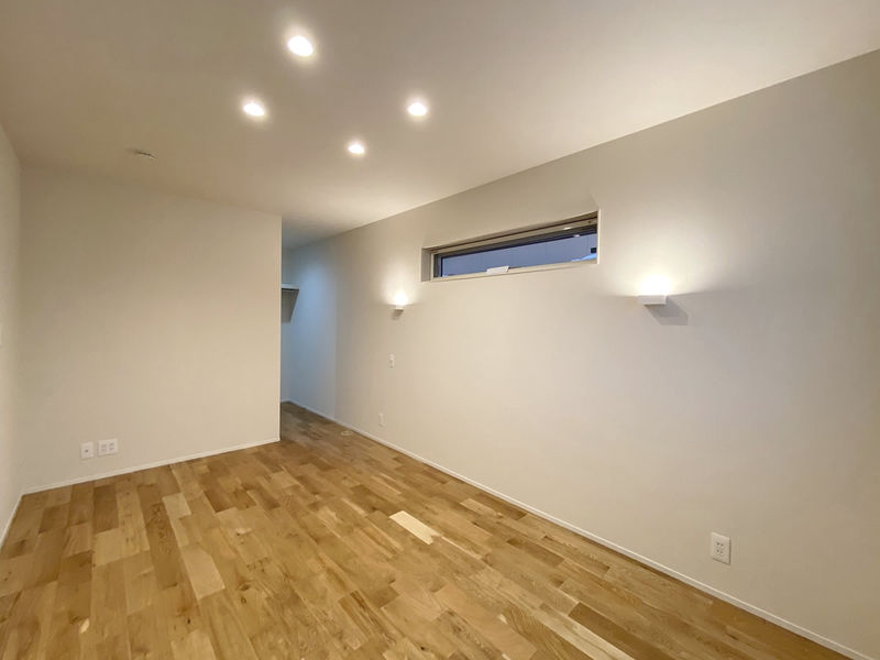 光英住宅 【本体価格2,600万円】無垢材を使用したオーガニックテイストの吹き抜けリビングのある家の建築実例画像7