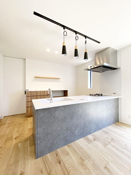 光英住宅 スタジオのようなクールなデザインの高性能住宅の建築実例画像2