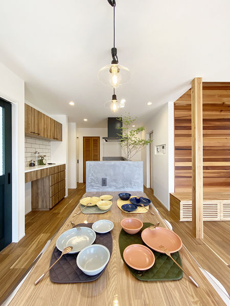 光英住宅 和洋折衷。住みやすさと美しさを兼ね備えた美麗な高性能住宅の建築実例画像2