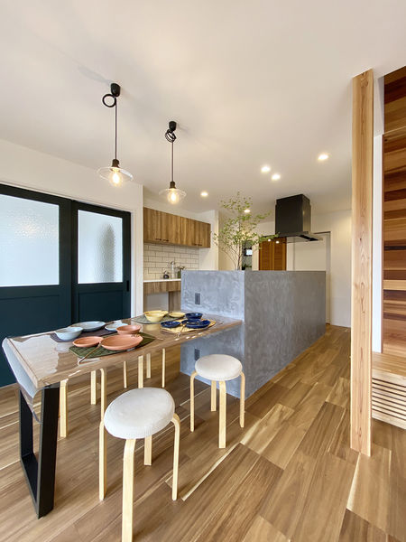 光英住宅 和洋折衷。住みやすさと美しさを兼ね備えた美麗な高性能住宅の建築実例画像3