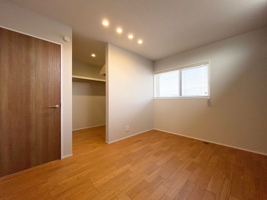 光英住宅 洗練されたデザインと充実の設備で快適な生活を。広々空間と贅沢な暮らしを叶えるモダンな住まいの建築実例画像6