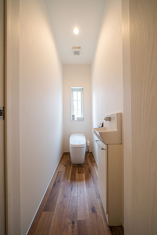 アエラホーム 【1000万円台/20坪台/間取り図/平屋】10寸勾配屋根が目印！大きな窓から陽光が降り注ぐ明るい平屋の建築実例画像9