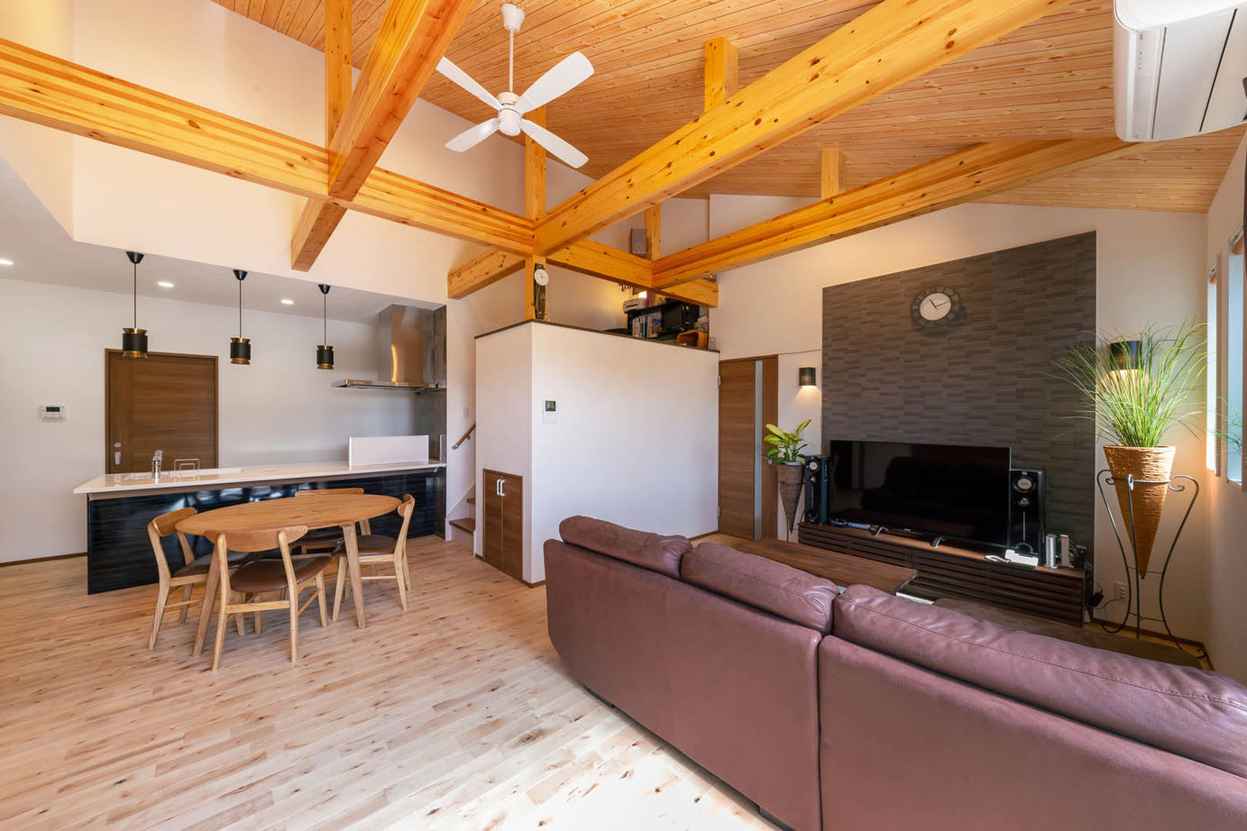 アエラホーム 【2000万円台/20坪台/間取り図/平屋】雪降る夜明けもエアコンなしで暖か！年齢を重ねても安心・安全な平屋の建築実例画像5