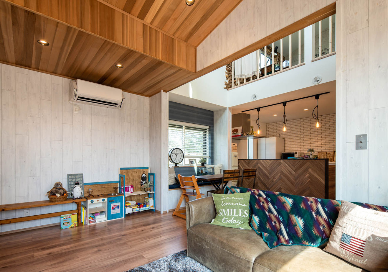 アエラホーム 【1000万円台/30坪台/間取り図】吹き抜けの大空間でも暖かい、カジュアルで住み心地の良いアメリカンハウスの建築実例画像7