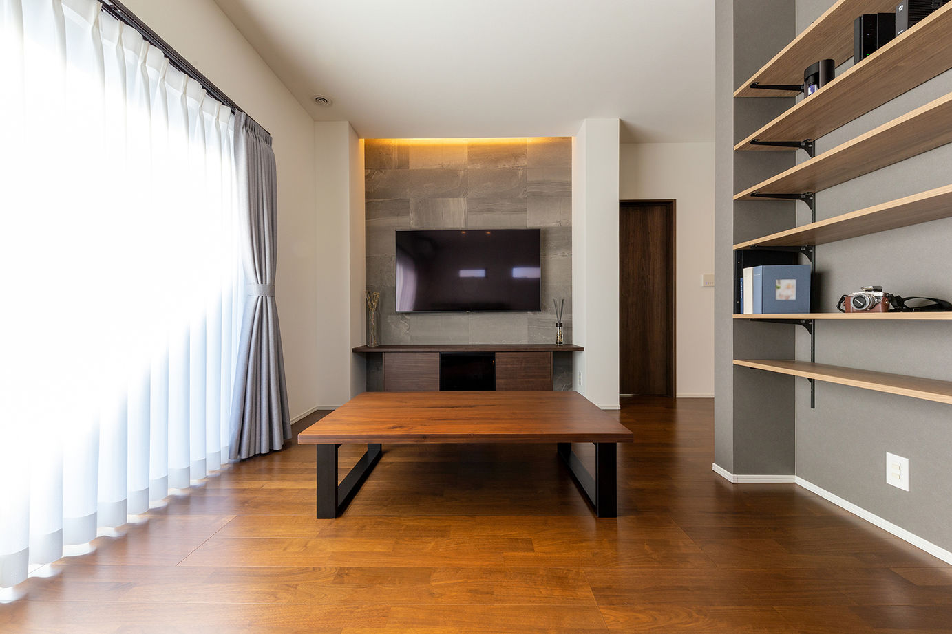 アエラホーム 【平屋／中庭／ペット／収納充実】家の中心に中庭を設け、光溢れる開放的な暮らしを楽しむ平屋の建築実例画像5