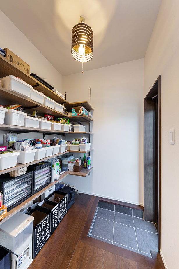 アエラホーム 【平屋／中庭／ペット／収納充実】家の中心に中庭を設け、光溢れる開放的な暮らしを楽しむ平屋の建築実例画像9