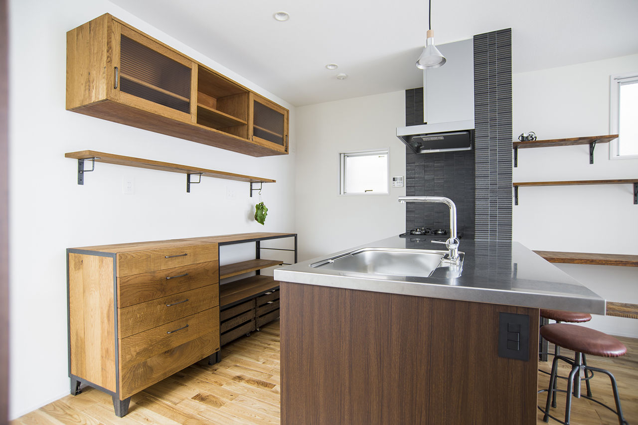 Beans Home 【大阪/1000万円台/30坪台/狭小】約15坪の土地で快適に暮らすインナーガレージのある３階建ての建築実例画像4