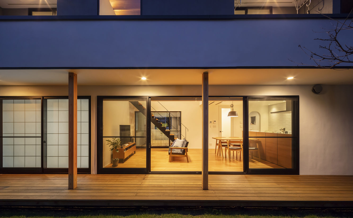 Beans Home 【3000万円台/京都/40坪台/二世帯】中庭と吹抜けがゆとりを生み出す二世帯の家の建築実例画像14