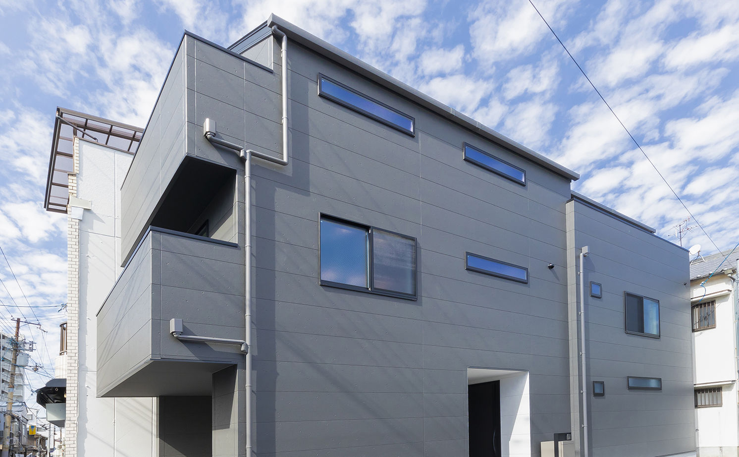 Beans Home 【2000万円台/間口3.3m/狭小/３階建て】2階LDKで採光を確保。大好きな空間で毎朝のコーヒーを楽しむ。の建築実例画像17