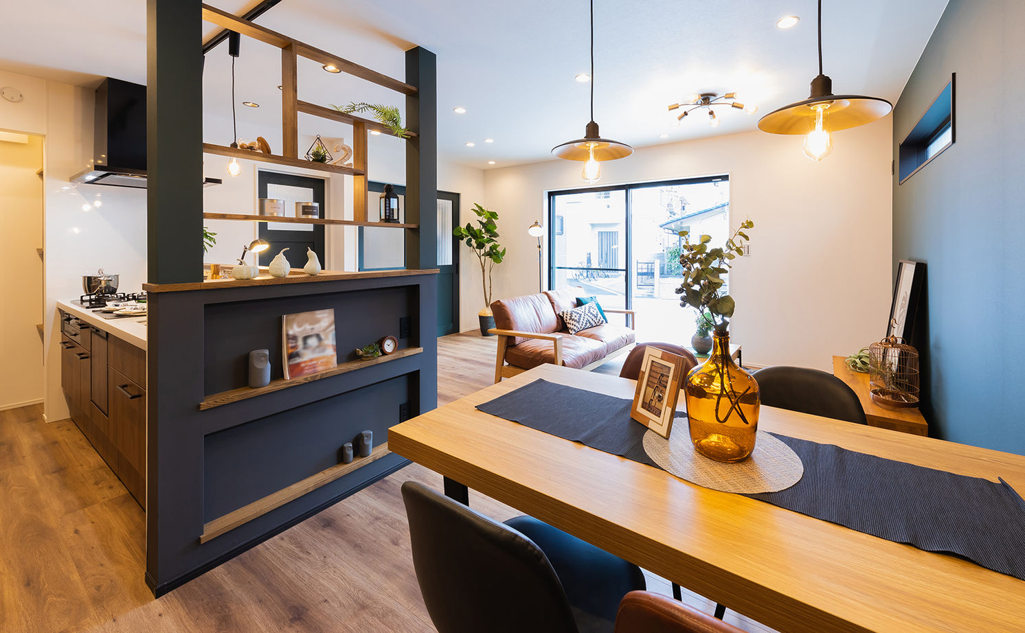 Beans Home 【2000万円台/大阪/30坪台】グリーンをテーマカラーに。 収納豊富で家事ラク・子育て家族の家の建築実例画像2