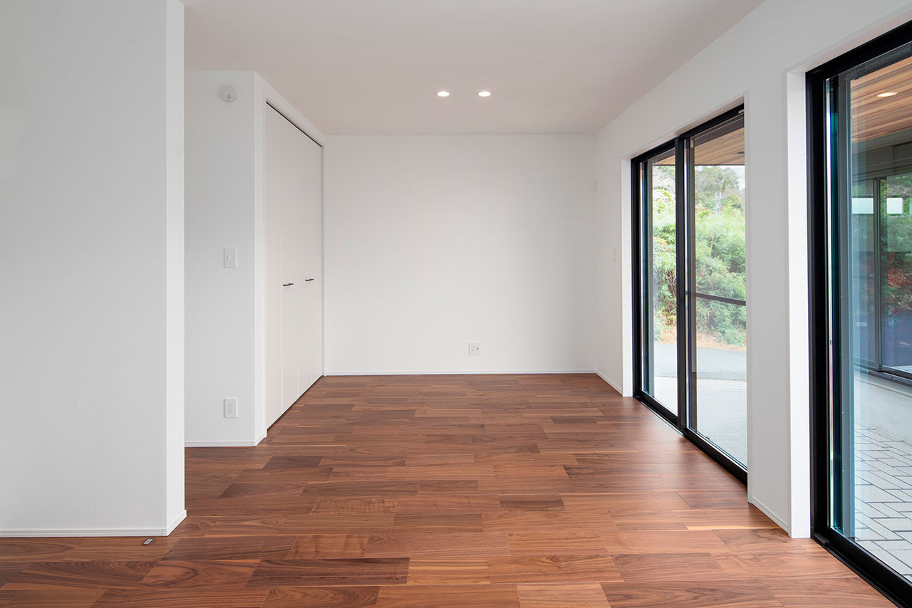 Beans Home 【3000万円台/宝塚/変形地】三角形で高低差がある条件を活かして離れのような空間があるホテルライクな家をの建築実例画像9