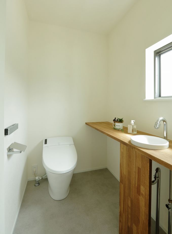 iKKA 【滋賀県守山｜1990万円｜間取り図有｜平屋】通り土間のアウトドアリビングとロフトで趣味を楽しむお家の建築実例画像17