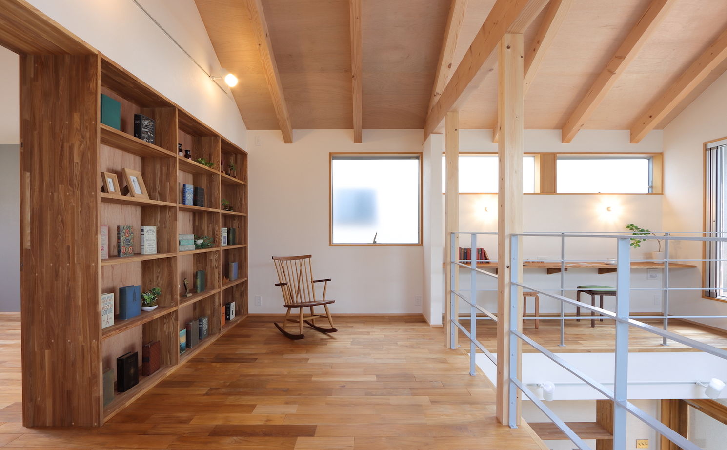 iKKA 【京都府｜2550万円｜間取り図有】空と緑を楽しむ中庭＆吹き抜けで家族が繋がる住まいの建築実例画像6