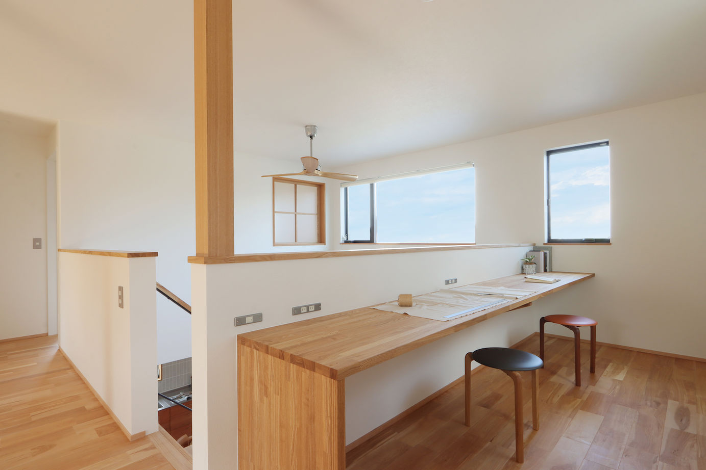 iKKA 【滋賀県｜2000万円台｜間取り有】大きな窓から木々の緑を望む、家事ラク＆在宅ワークに最適な家の建築実例画像13