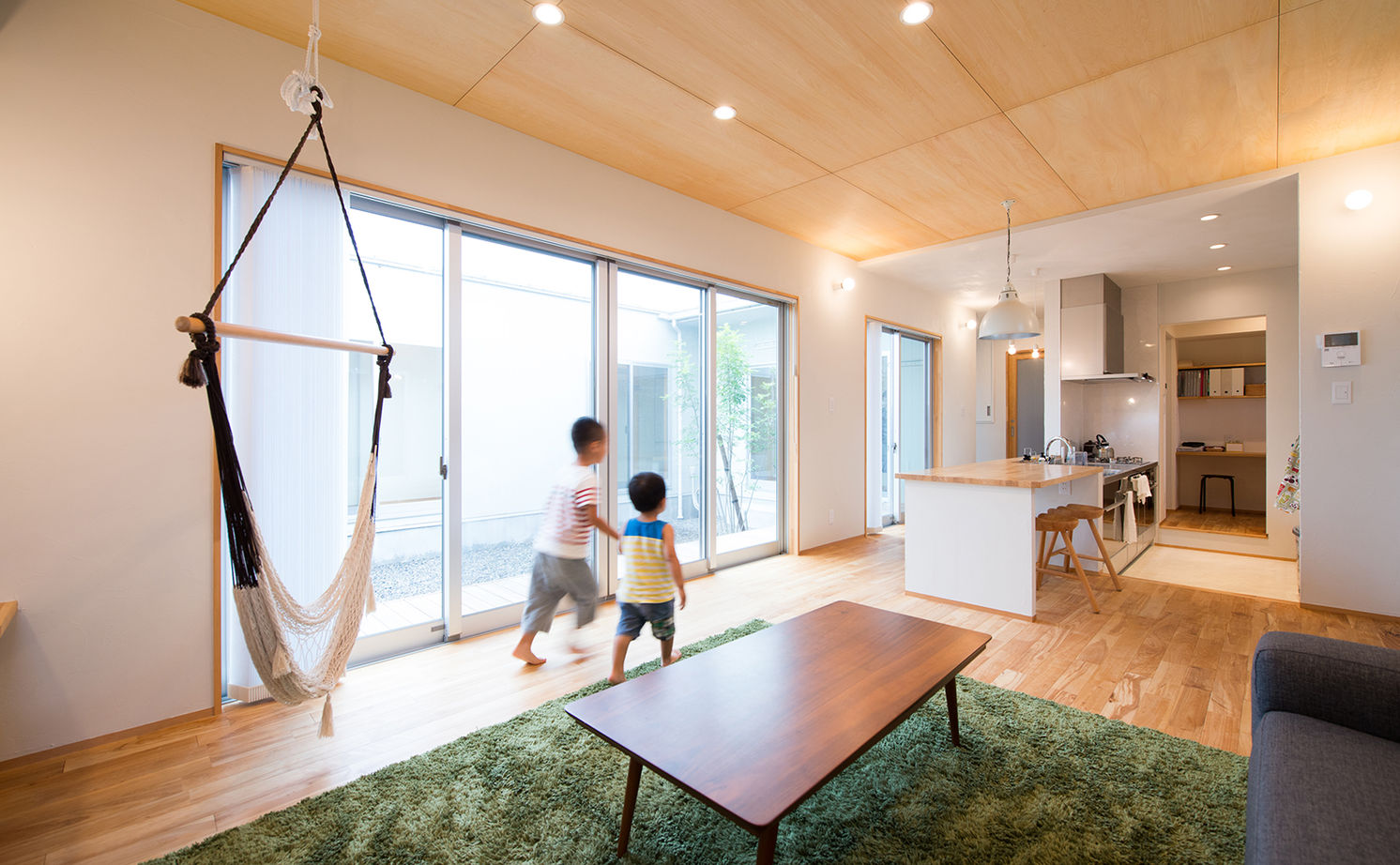 【小さい平屋専門店】すみ家 【2000万円台/平屋/30坪台/4LDK/間取り図】プライバシーを守りながら使い勝手のよさを実現したコの字の平屋の建築実例画像2