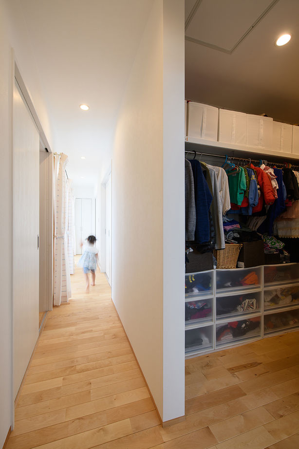 【小さい平屋専門店】すみ家 【2000万円台/平屋/30坪台/注文住宅/間取り図】パブリックとプライベートゾーンが分けられたL字型の平屋の建築実例画像6