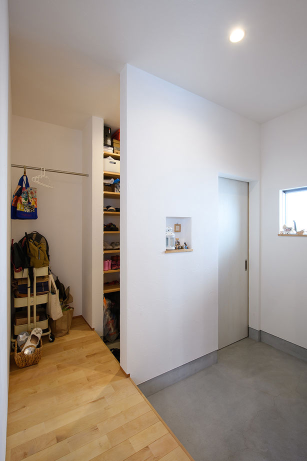 【小さい平屋専門店】すみ家 【2000万円台/平屋/30坪台/注文住宅/間取り図】パブリックとプライベートゾーンが分けられたL字型の平屋の建築実例画像9