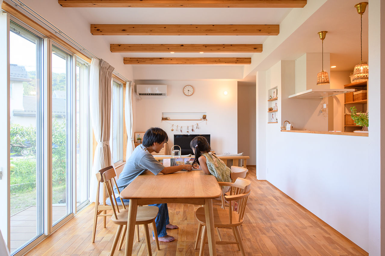 【小さい平屋専門店】すみ家 【2000万円台/平屋/間取り図】雑貨が似合う素朴なデザイン×キッチン中心・直方体の間取りの平屋住宅の建築実例画像2