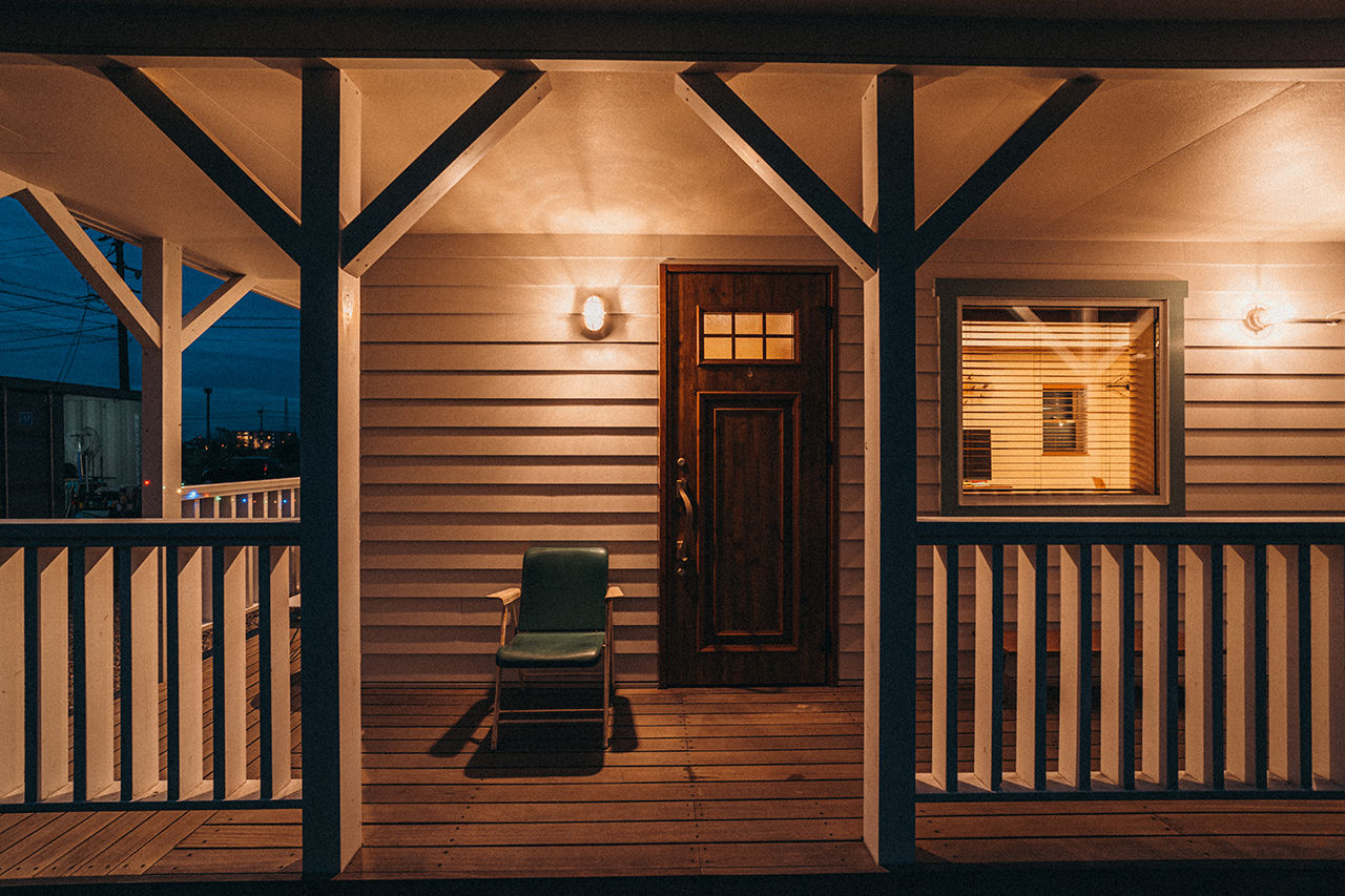 【小さい平屋専門店】すみ家 【平屋/2000万円台/20坪台/間取り図】カバードポーチがリゾート気分を高めるカリフォルニアスタイルの平屋の建築実例画像9