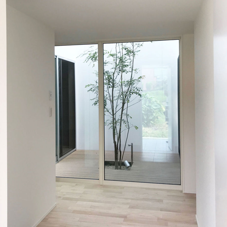 ロコハウス 【福岡県/2000万円台/４LDK/コートハウス/間取り図有】光と風の行き交う中庭が心地良い家の建築実例画像3