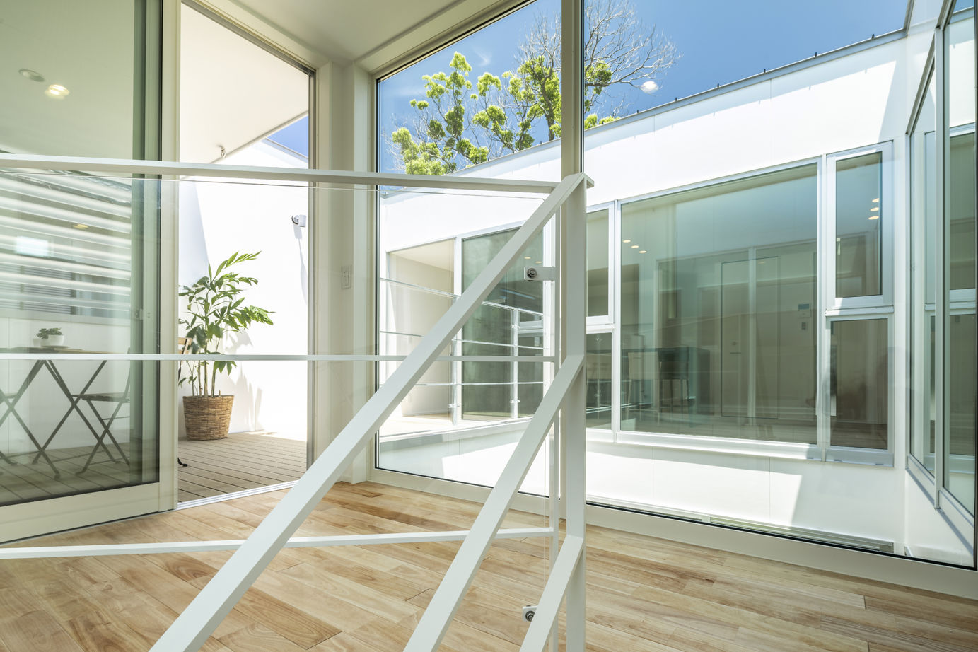 ロコハウス 【福岡市/2000万円台前半/3LDK/収納充実】旗竿地でも開放感のある明るい家づくりの建築実例画像6