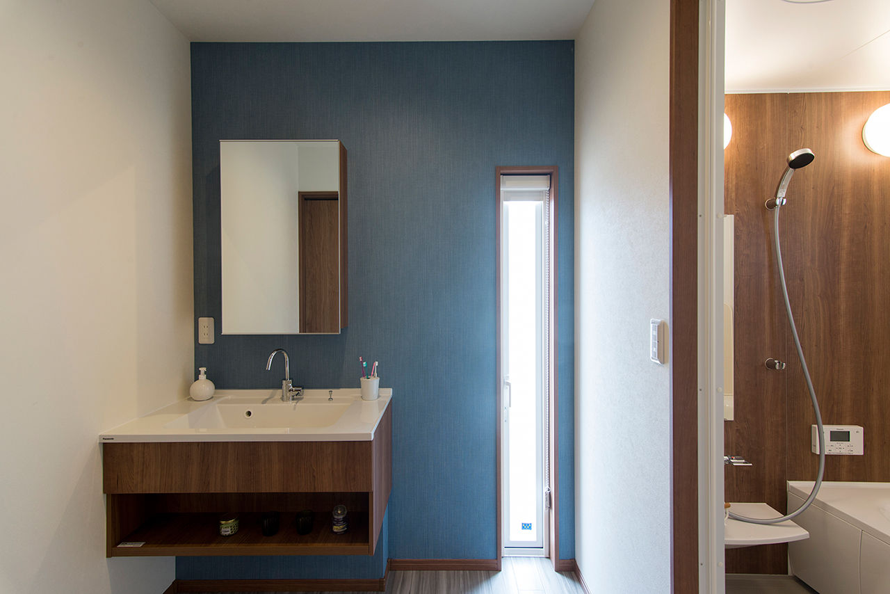 エバーホーム 【5層スキップフロア×キッチン一体型ダイニングテーブル】みんな一緒も、一人の時間も大切にできる家の建築実例画像9