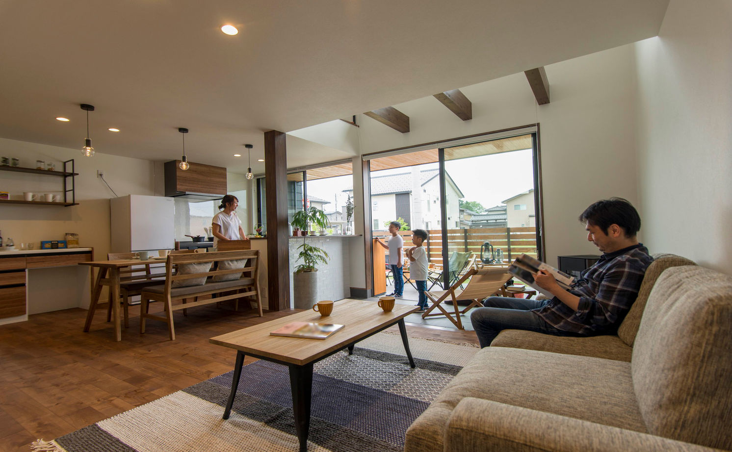 エバーホーム 【射水市／2000万円台前半／プライベートデッキ】キャンプやバーベキューなど家族でおうち時間を愉しむ家の建築実例画像9