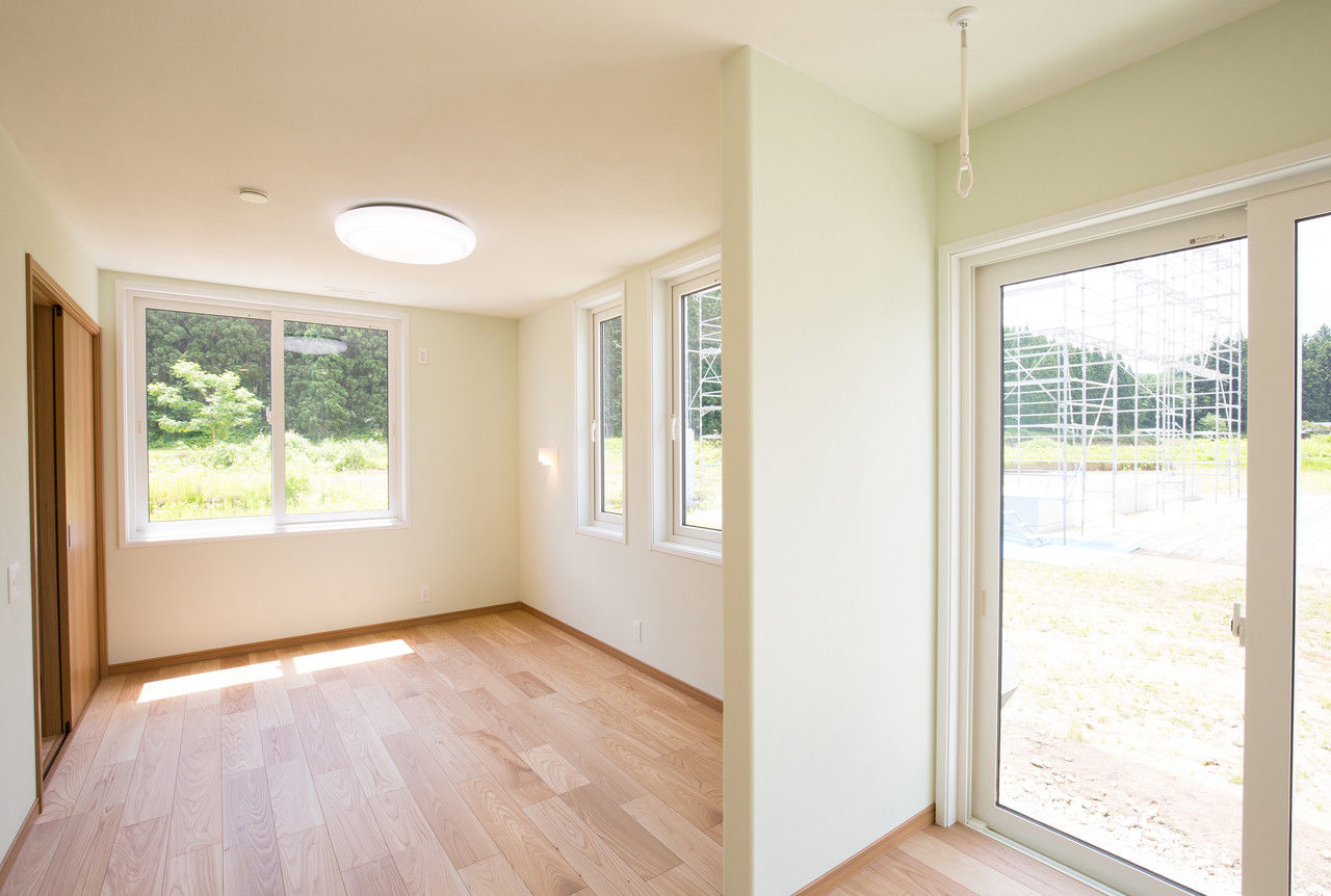 ヤマムラ（最上・村山エリア） 【新庄市／省令準耐火構造／全館空調／２世帯／セカンドリビング】２×４工法で実現した暖かい26帖のＬＤＫの建築実例画像6