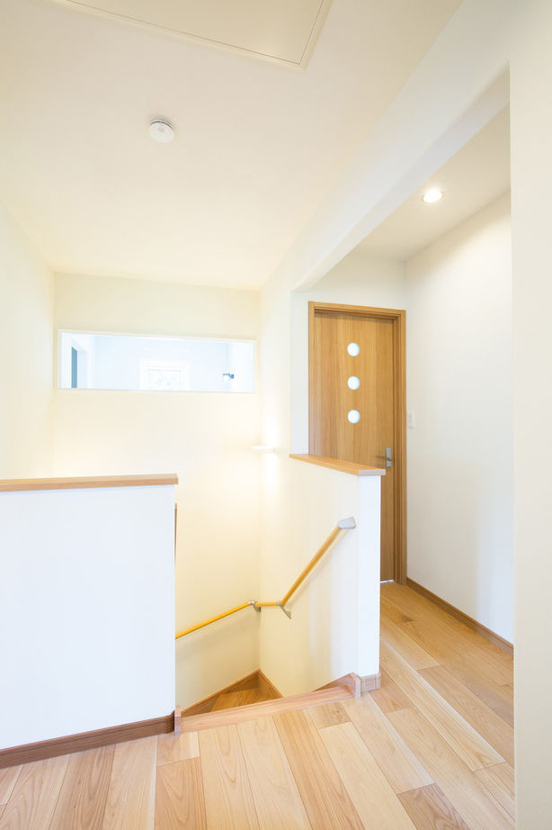 ヤマムラ（最上・村山エリア） 【新庄市／省令準耐火構造／全館空調／２世帯／セカンドリビング】２×４工法で実現した暖かい26帖のＬＤＫの建築実例画像8