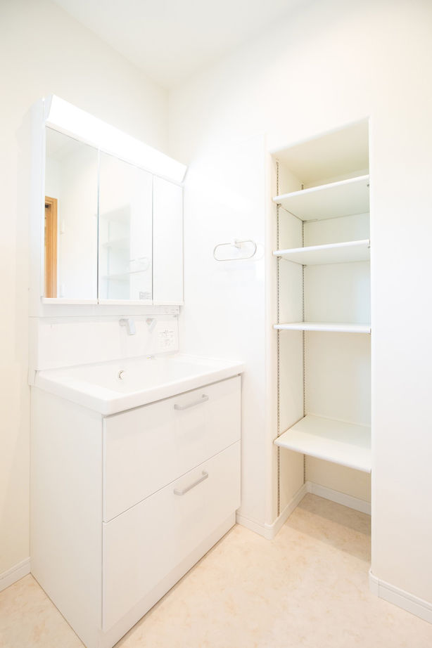 ヤマムラ（最上・村山エリア） 【新庄市／省令準耐火構造／全館空調／２世帯】家族７人の健やかな暮らしを実現した、全館空調システムの家の建築実例画像9