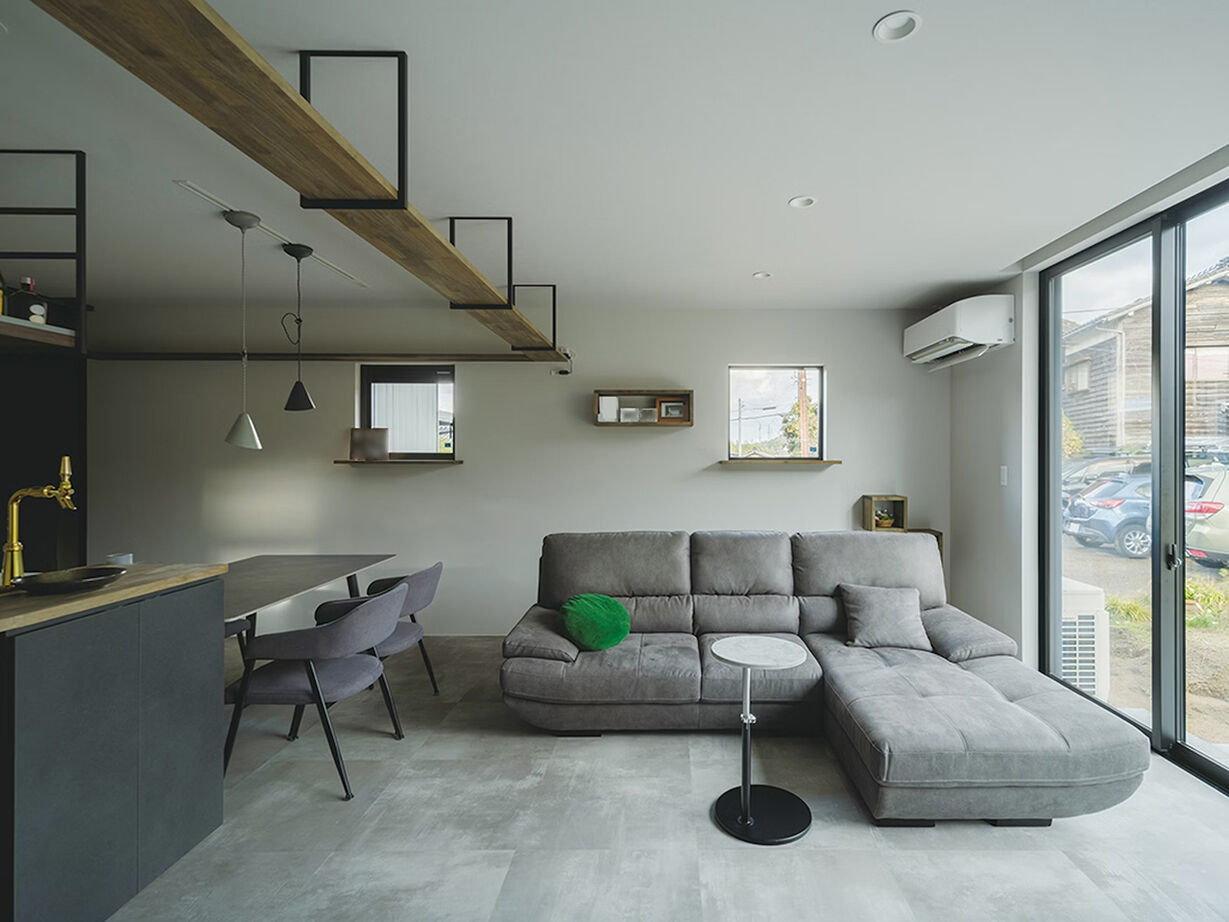 家元 3000万円台｜「お酒を嗜む」と「愛猫と快適生活」を平屋で叶える。キッチンカウンターにはビールサーバーの建築実例画像2