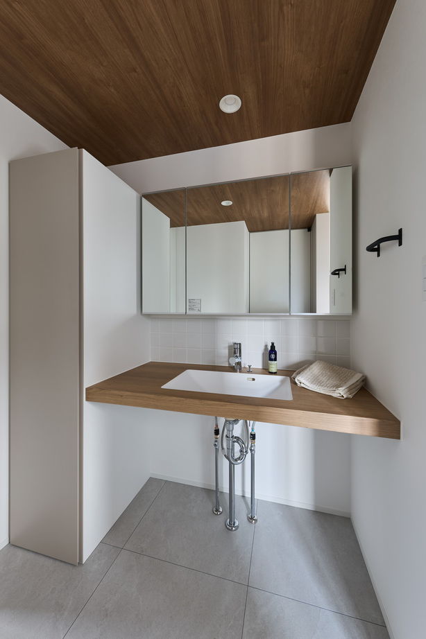 BEACON WORKS 【埼玉県/2000万円台/30坪台/建築家デザインの規格住宅】ギャラリー風の美しさ。家具・外構込み一貫施工の建築実例画像9