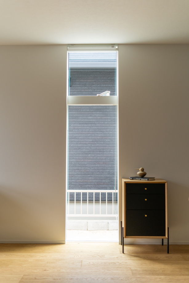 BEACON WORKS 【埼玉県/3000万円台/30坪台/建築家デザインの規格住宅】回遊動線とランドリー。家具・外構込み一貫施工の建築実例画像10