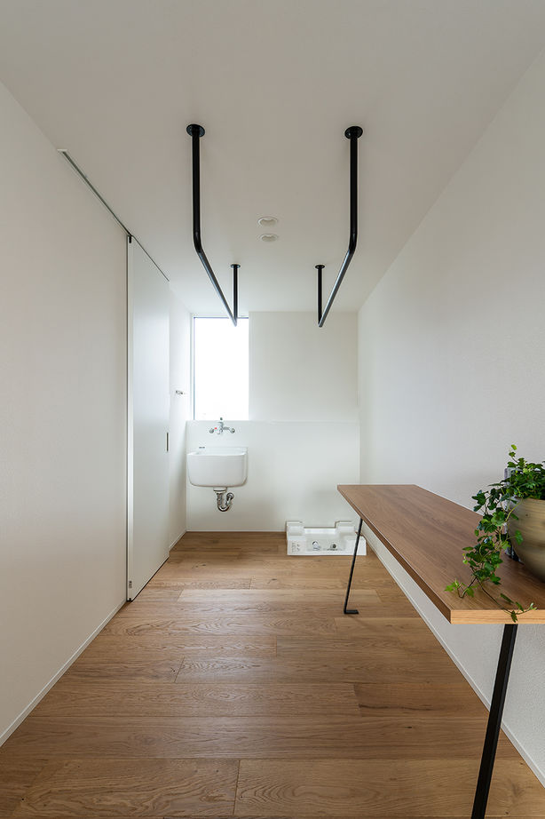 BEACON WORKS 【埼玉県/2300万円/延床30坪台/建築家デザインの規格住宅】統一感のある理想の家。家具・外構込み一貫施工の建築実例画像5