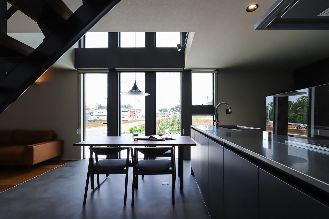 BEACON WORKS 【2600万円／吹抜／収納充実／間取図】無駄をそぎ落とした美しさ。上質な余白を楽しむ家の建築実例画像2