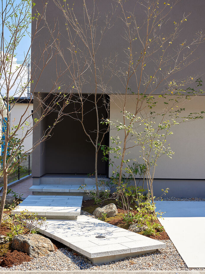 BEACON WORKS 【2300万円／ビルトインガレージ／間取図】直線美が際立つスクエアフォルムのガレージハウスの建築実例画像10