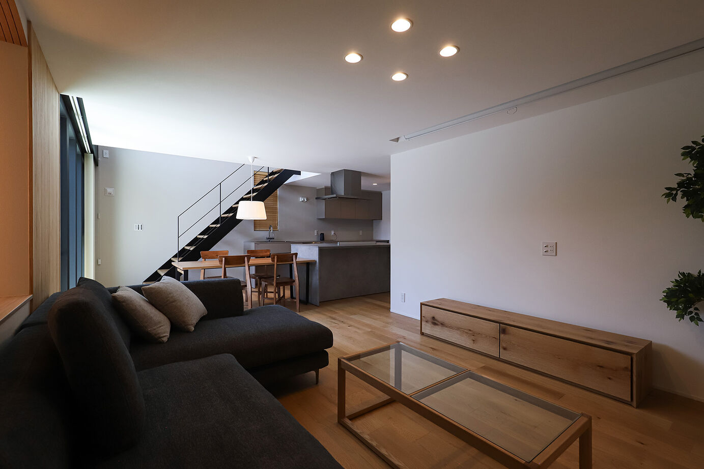 BEACON WORKS 【2700万円／吹抜／間取図】街角に映える、伸びやかなフォルムが美しい建築家デザインの規格住宅の建築実例画像11