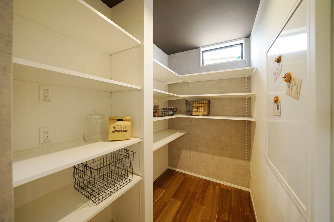 東建ビルダー 【栃木県/3LDK/29.15坪/平屋/2300万円】木目の勾配天井が目を惹く　アメリカンカントリースタイルの平屋の建築実例画像8