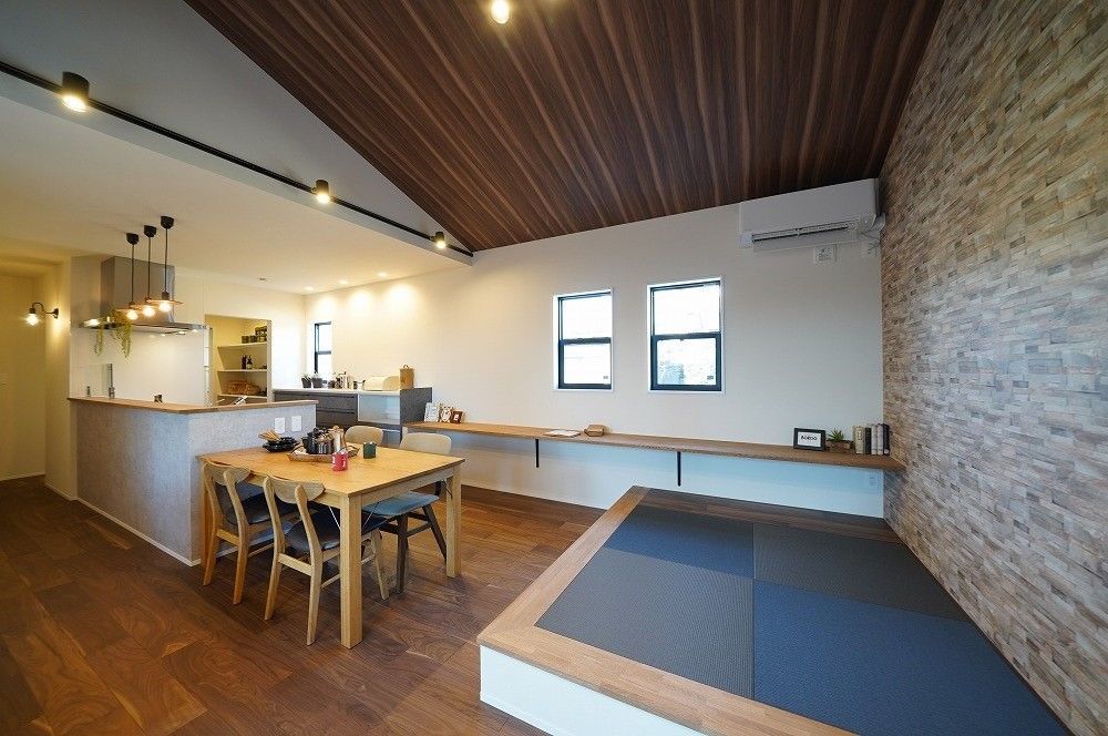 東建ビルダー 【太田市/3LDK/29.05坪/平屋/1900万円】勾配天井で開放的なリビング　ヴィンテージテイストがお洒落な平屋の建築実例画像4