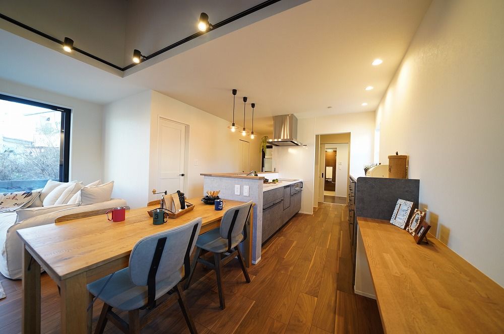 東建ビルダー 【太田市/3LDK/29.05坪/平屋/1900万円】勾配天井で開放的なリビング　ヴィンテージテイストがお洒落な平屋の建築実例画像9