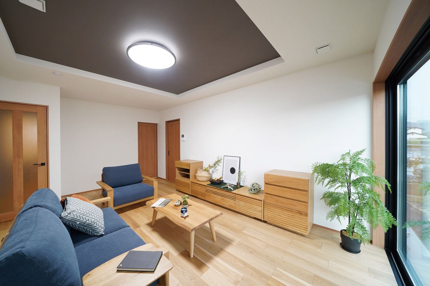 東建ビルダー 【足利市/平屋/2300万円】老後に備えバリアフリーの生活を叶えたZEH高性能住宅の建築実例画像2